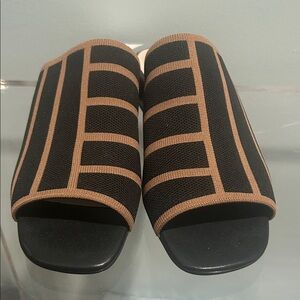 Sanctuary Black and Brown Slide Sandals size 9